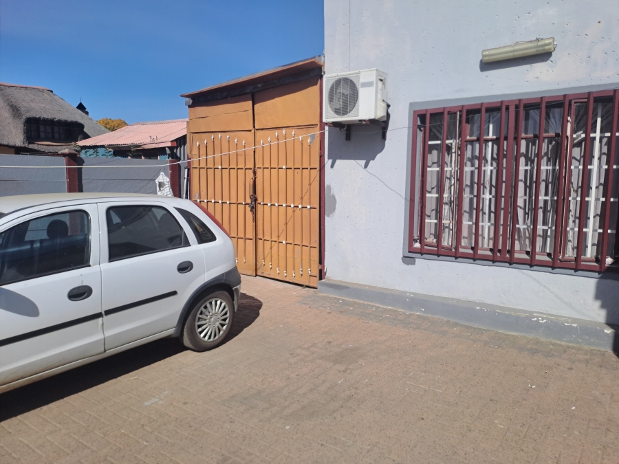 3 Bedroom Property for Sale in Oos Einde North West